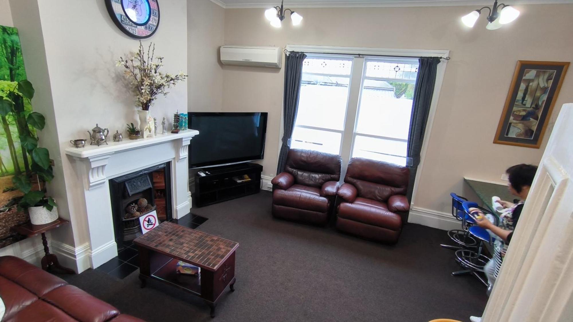 5 Large Bedroom Suitable For 10people Pousada Christchurch